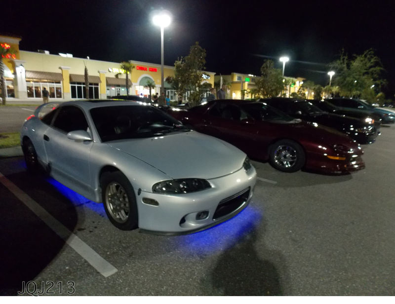 Illustration for article titled Just a few pics from our local car meet last night